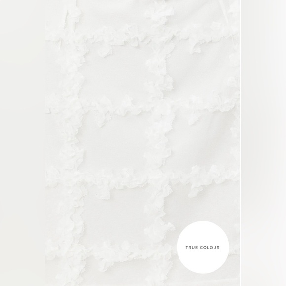 Sabo Skirt White Halter Dress - Picture 3 of 8